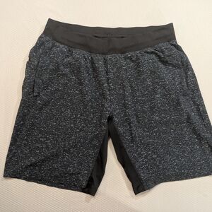 Lululemon The Short 9” Linerless L Inked Light Cast Black Gym Active Stretch